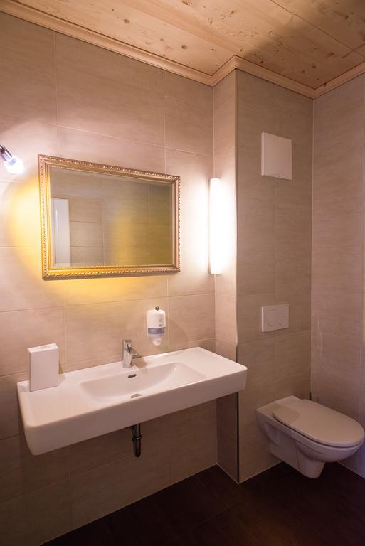 Stiftsschmiede Ossiach Hotel Room photo