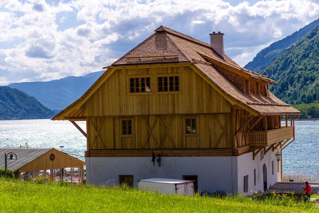 Stiftsschmiede Ossiach Hotel Exterior photo