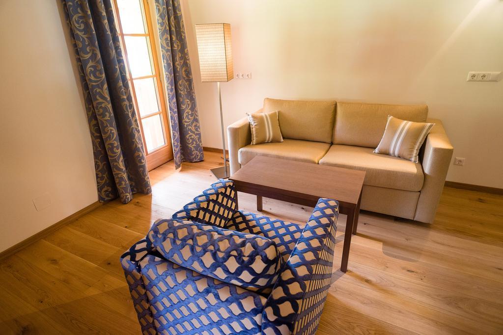 Stiftsschmiede Ossiach Hotel Room photo